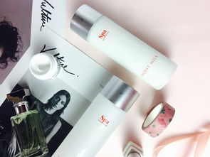 用手机拍出场景感 水乳化妆品拍摄技巧全解析